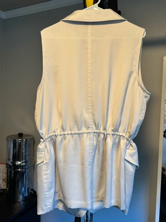 Simply Vera Vera Wang Sleeveless Jacket - Picture 2 of 3